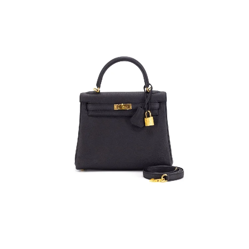 Hermes Kelly 25 Noir - A Stamp