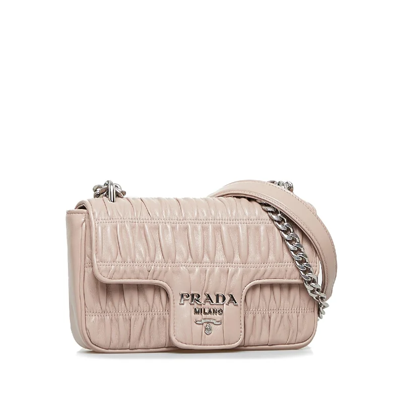 Prada Nappa Gaufre Chain Flap Bag ynKRzj